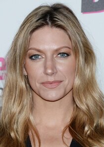 Jes Macallan